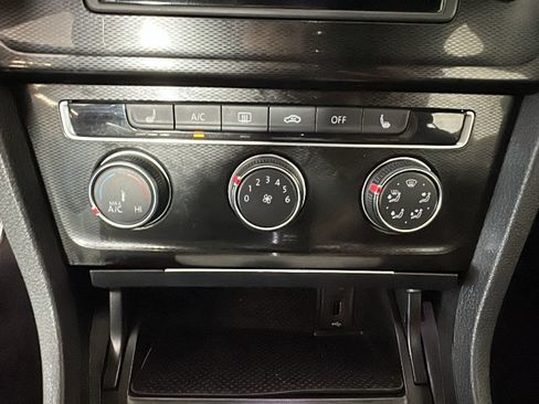Used 2017 Volkswagen GTI S FWD image 25