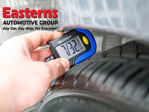 Used 2024 MAZDA MAZDA3 s image 28