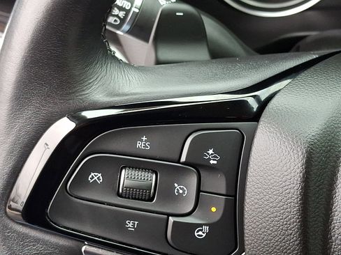 Used 2023 Buick Enclave Essence w/ Experience Buick Package image 23