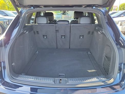 Used 2018 Porsche Macan AWD/4WD image 8