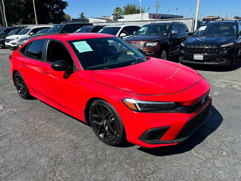 Used 2023 Honda Civic Sport image 2