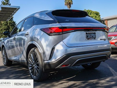 New 2026 Lexus RX 450h AWD image 4