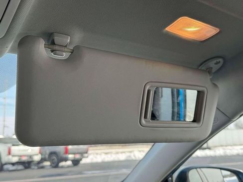 Used 2016 Toyota RAV4 LE image 29