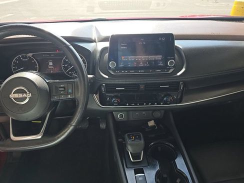 Used 2022 Nissan Rogue SV w/ SV Premium Package FWD image 7