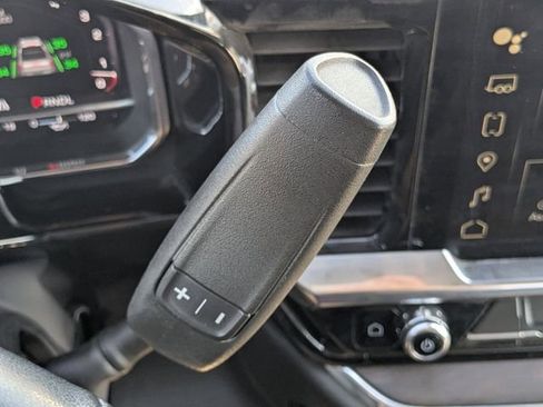 Used 2024 GMC Sierra 1500 SLT image 19