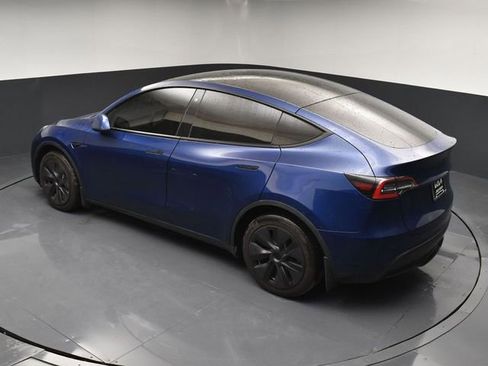 Used 2021 Tesla Model Y Long Range image 36