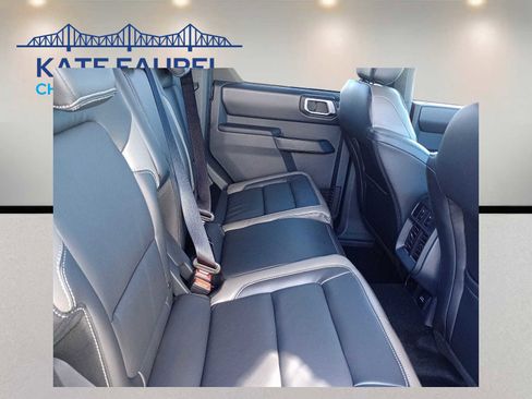 New 2025 Ford Bronco Outer Banks AWD/4WD image 8