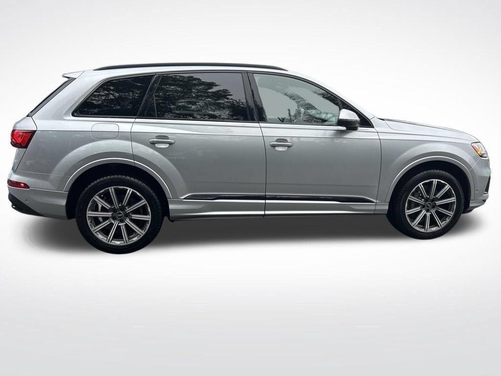 Used 2023 Audi Q7 2.0T Premium Plus w/ Premium Plus Package AWD/4WD image 7