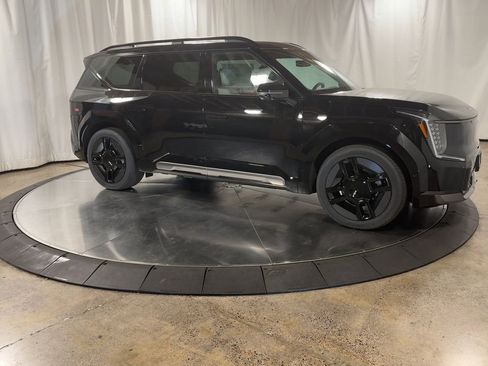 New 2026 Kia EV9 GT-Line image 3