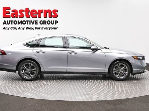 Used 2024 Honda Accord EX image 4