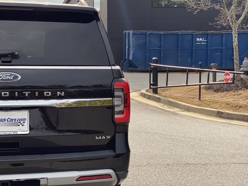 Used 2024 Ford Expedition Max Limited image 24