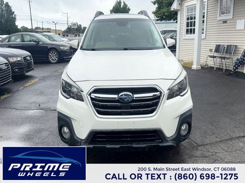 Used 2019 Subaru Outback 2.5i Premium AWD/4WD image 2