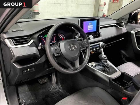Used 2023 Toyota RAV4 XLE AWD/4WD image 18