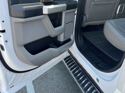 Used 2016 Ford F150 Lariat AWD/4WD image 13