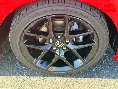 Certified 2025 Honda Civic Sport image 12