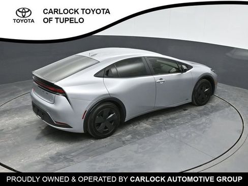 Used 2024 Toyota Prius XLE image 30