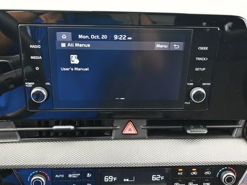 Used 2024 Kia Sportage LX image 22