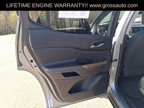 Used 2023 GMC Acadia SLE w/ Driver Convenience Package AWD/4WD image 22