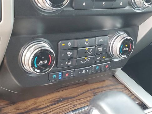 Used 2020 Ford F150 Lariat w/ Equipment Group 502A Luxury image 20