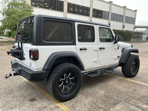 Used 2021 Jeep Wrangler Unlimited Sport AWD/4WD image 5
