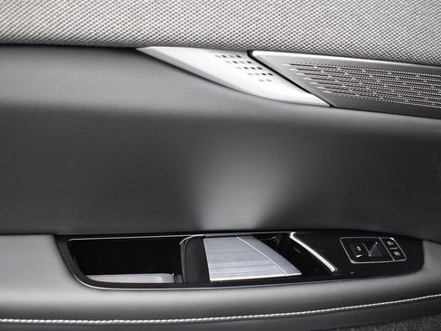 New 2026 Cadillac Optiq Sport 2 image 28