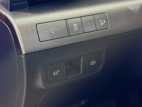 Certified 2024 Hyundai Kona Limited AWD/4WD image 12