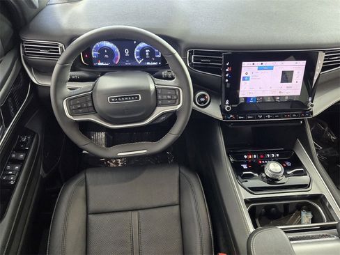 New 2025 Jeep Wagoneer Series II w/ Convenience Group I image 11