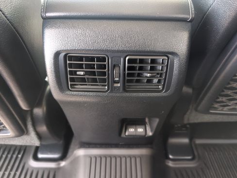 Used 2023 Toyota 4Runner Limited AWD/4WD image 36