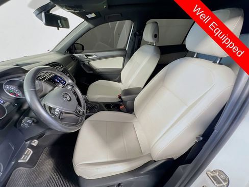 Used 2021 Volkswagen Tiguan SE R-Line FWD image 20