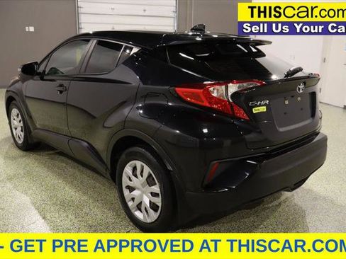 Used 2021 Toyota C-HR LE image 5