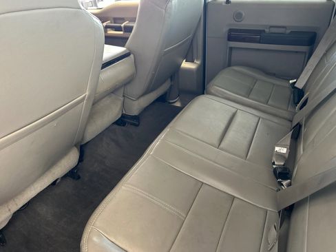 Used 2010 Ford F350 4x4 Crew Cab Super Duty image 12