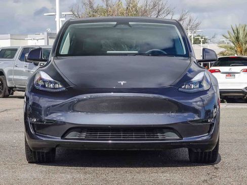 Used 2024 Tesla Model Y Long Range image 2