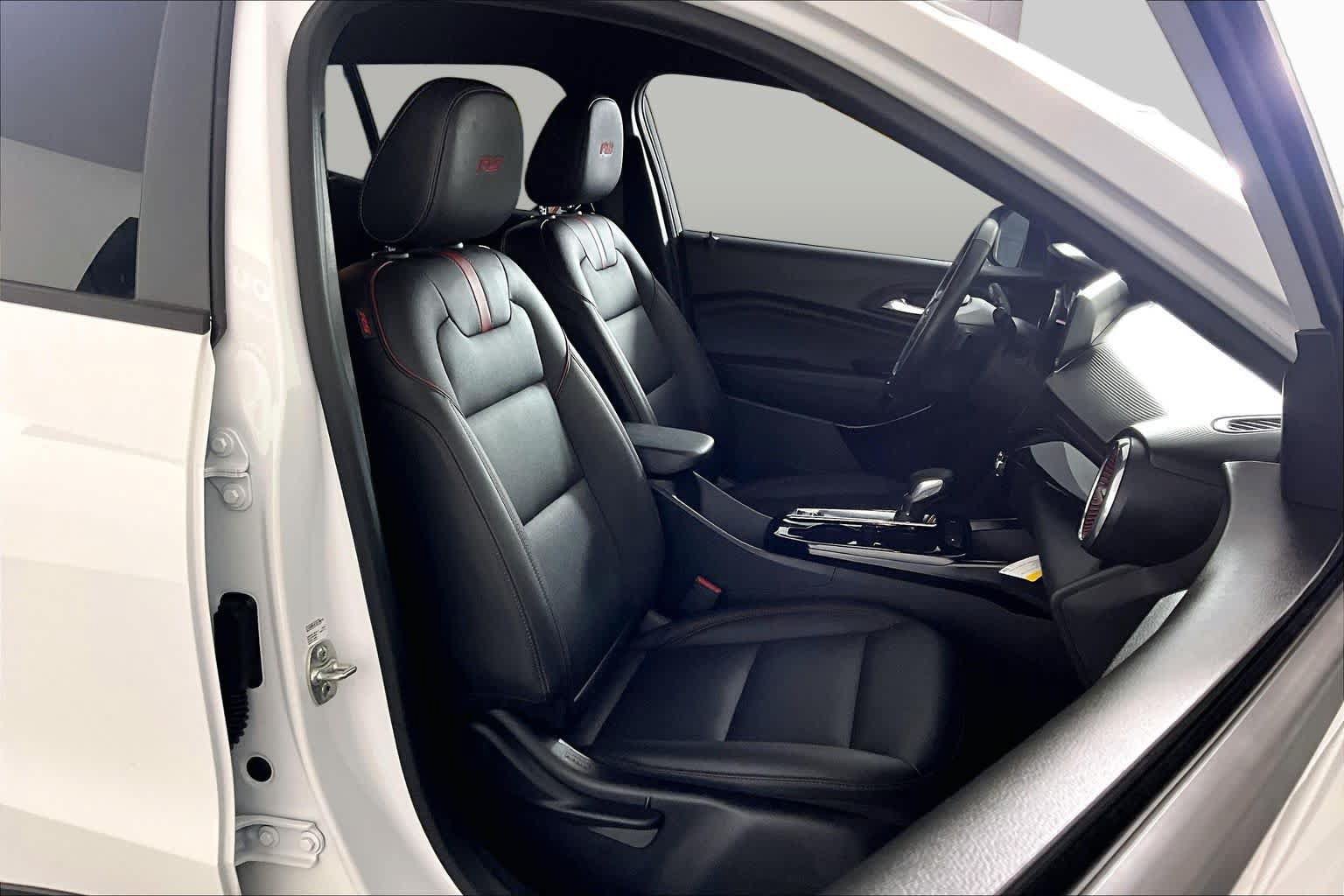 Used 2026 Chevrolet Trax RS w/ Driver Confidence Package FWD image 9