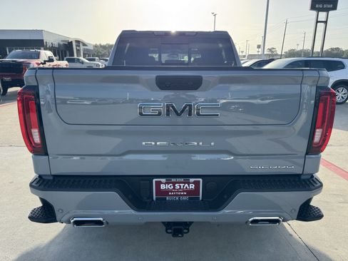 Used 2025 GMC Sierra 1500 Denali Ultimate AWD/4WD image 7