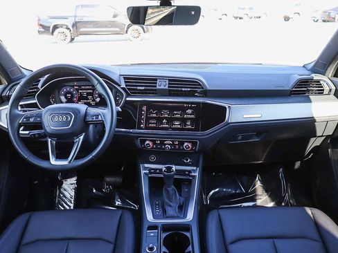 Used 2025 Audi Q3 2.0T Premium w/ Convenience Package image 16