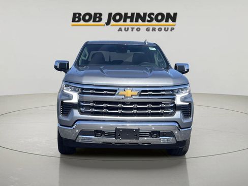 New 2026 Chevrolet Silverado 1500 LTZ w/ LTZ Premium Package AWD/4WD image 14