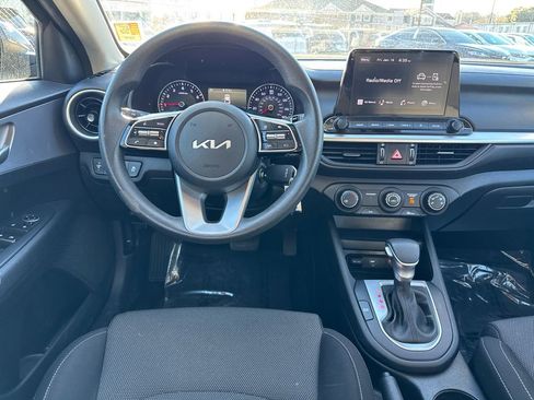 Used 2017 Hyundai Santa Fe Limited image 24