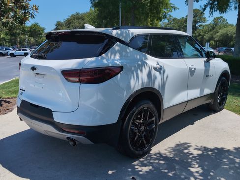 Used 2023 Chevrolet Blazer LT w/ Convenience Package FWD image 10