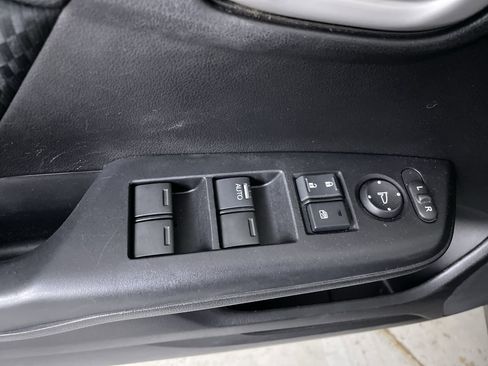 Used 2015 Honda Civic LX image 11