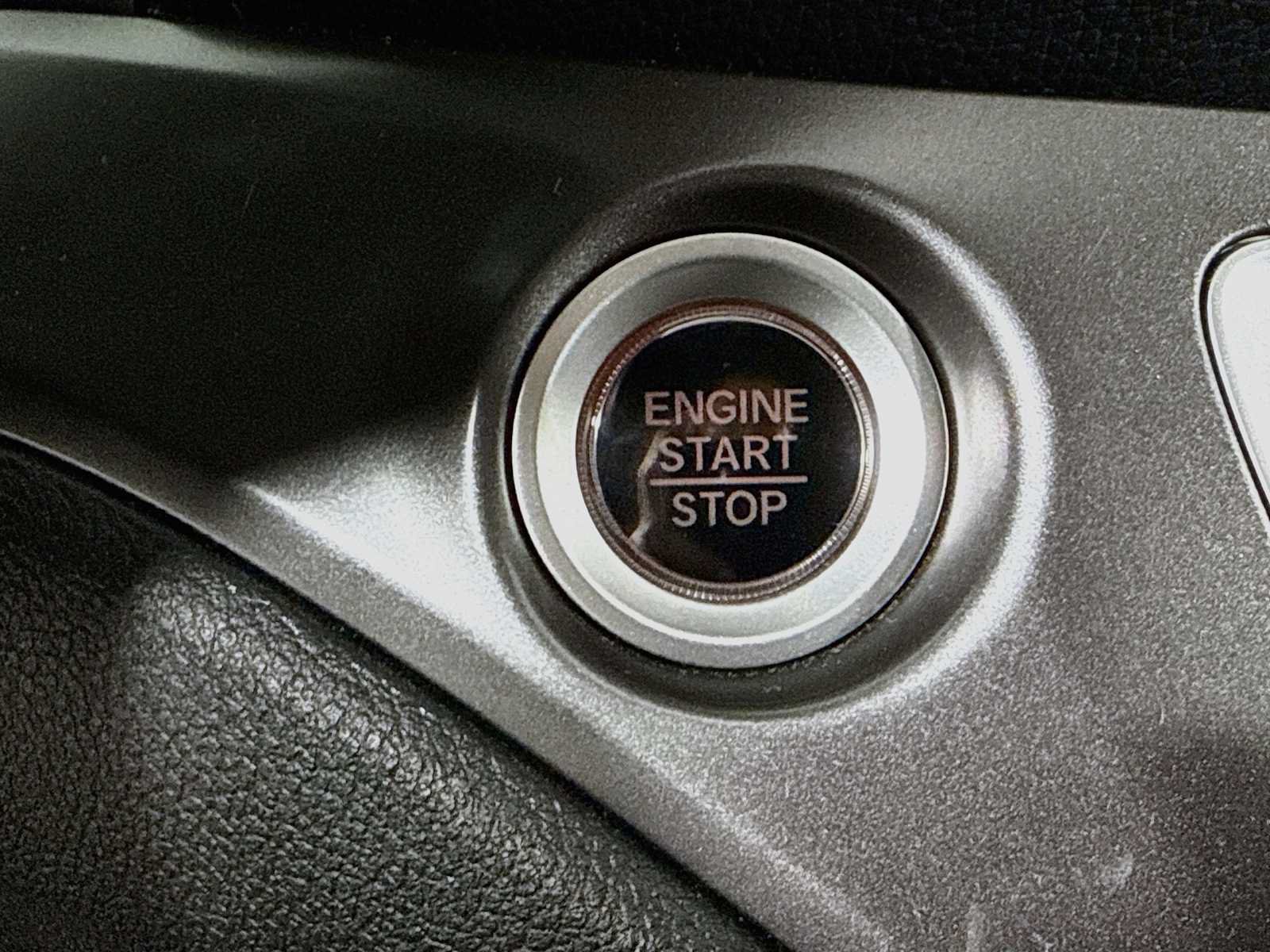 Certified 2025 Honda Passport EX-L image 22