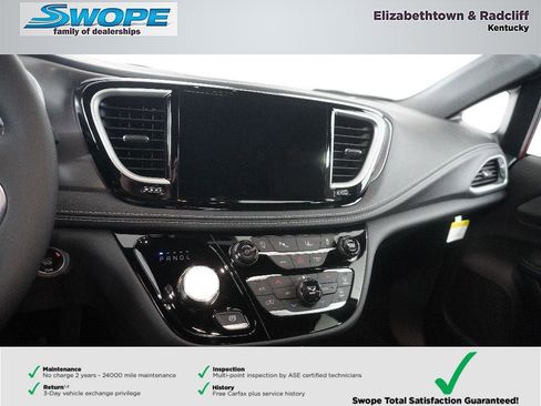 New 2026 Chrysler Pacifica Select image 17