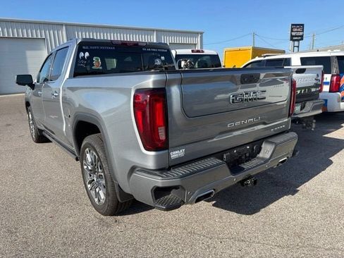 Used 2023 GMC Sierra 1500 Denali Ultimate AWD/4WD image 5