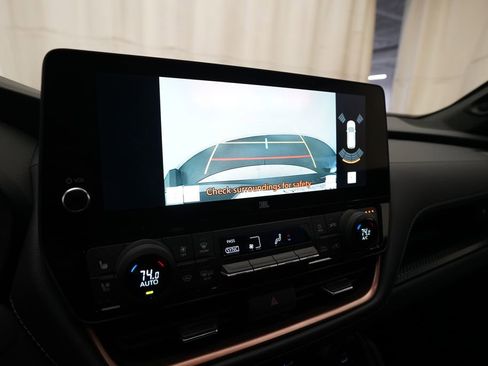 Used 2024 Toyota Grand Highlander AWD Hybrid image 20