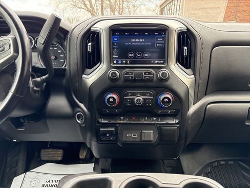 Used 2021 Chevrolet Silverado 3500 LT w/ Convenience Package image 31