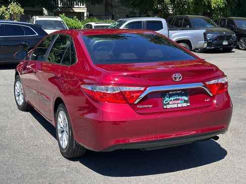 Used 2017 Toyota Camry LE FWD image 7