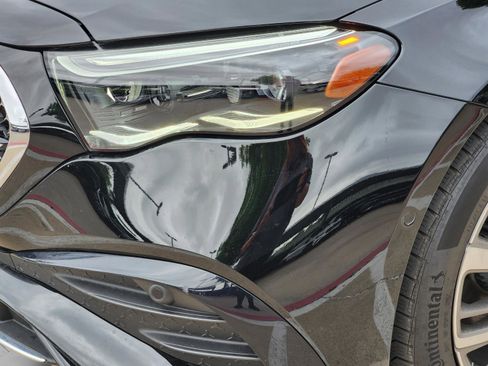 Used 2025 Mercedes-Benz E 350 4MATIC Sedan image 28