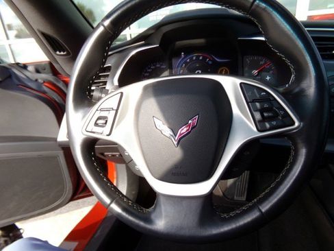 Used 2015 Chevrolet Corvette Stingray Coupe w/ 2LT Preferred Equipment Group image 17