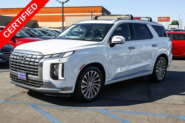 Certified 2025 Hyundai Palisade Calligraphy AWD/4WD image 3