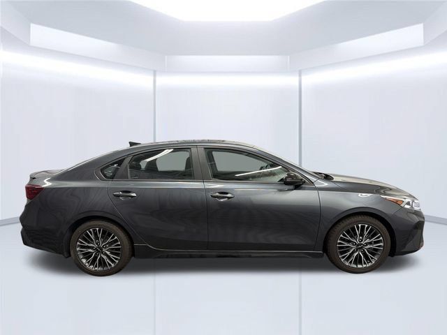 Certified 2023 Kia Forte GT-Line w/ GT-Line Premium Package FWD image 7