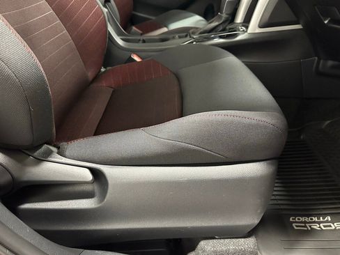 Used 2025 Toyota Corolla Cross AWD Hybrid image 58